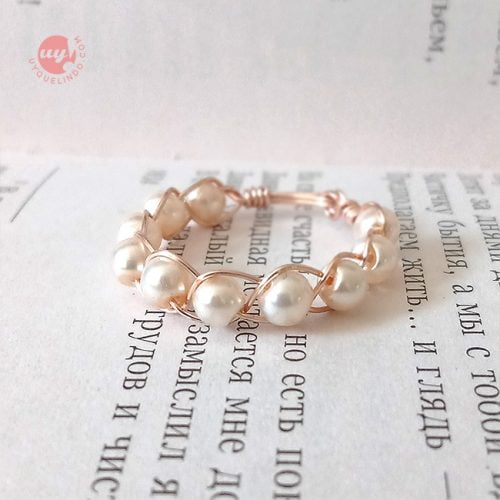 Anillo con cuentas